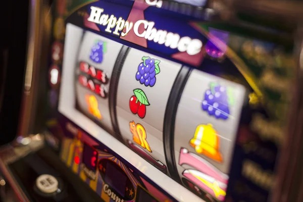 cocok777 Android App tournament notifications and slot game selection interface